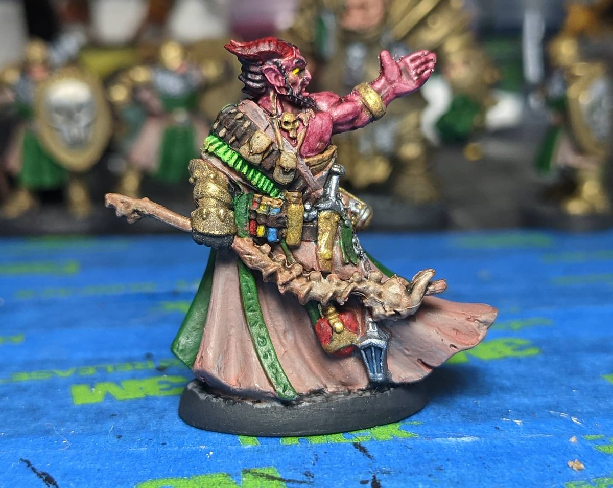 Ready_To_Role's tweet image. Painted this guy earlier this year, really happy with how he came out! Now I just need an in-person game to use him in...

#dnd #ttrpg @reapermini #tiefling