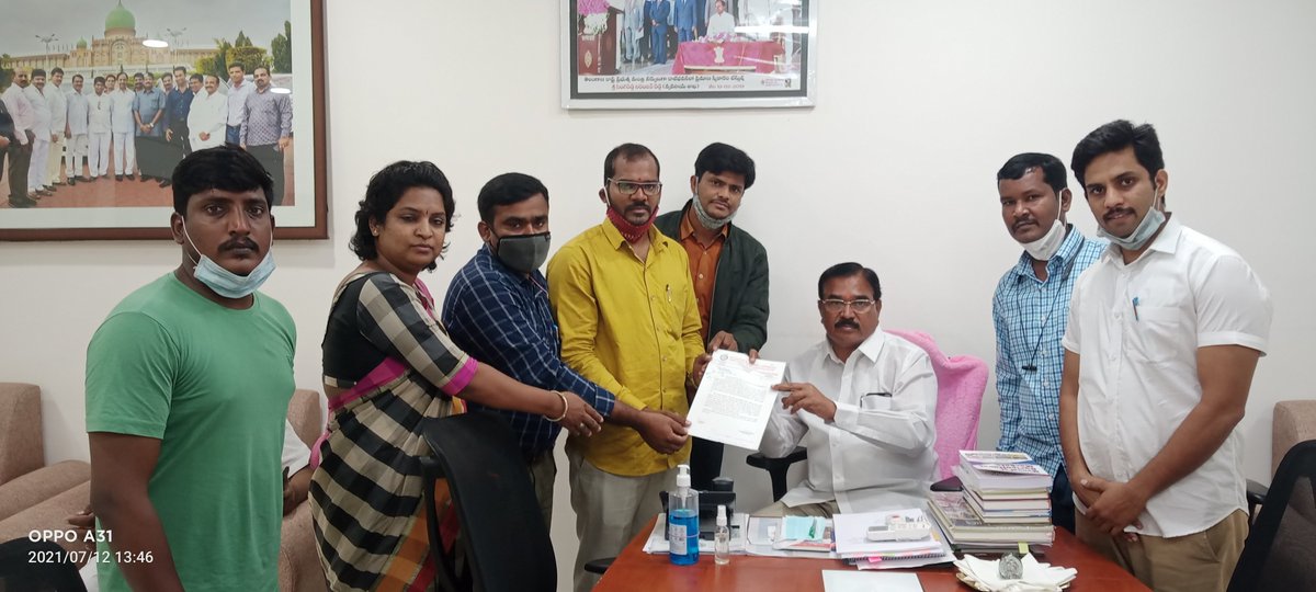 Cnu27628935's tweet photo. #prc_to_post2018employees 
#30% fitment_to_2018 employees
@KTRTRS 
@KTR_News 
@trsharish 
@PRRTRS 
@TelanganaCMO 
@TelanganaCS 
@MPsantoshtrs 
@kattashekar @eenadulivenews 
@V6News 
గౌరవ ముఖ్యమంత్రి గారికి మనవి 
2018 తరువాత నియామకం అయిన ఉద్యోగులకు 30%fitment ఇవ్వగలరు https://t.co/bvCMSXcACo