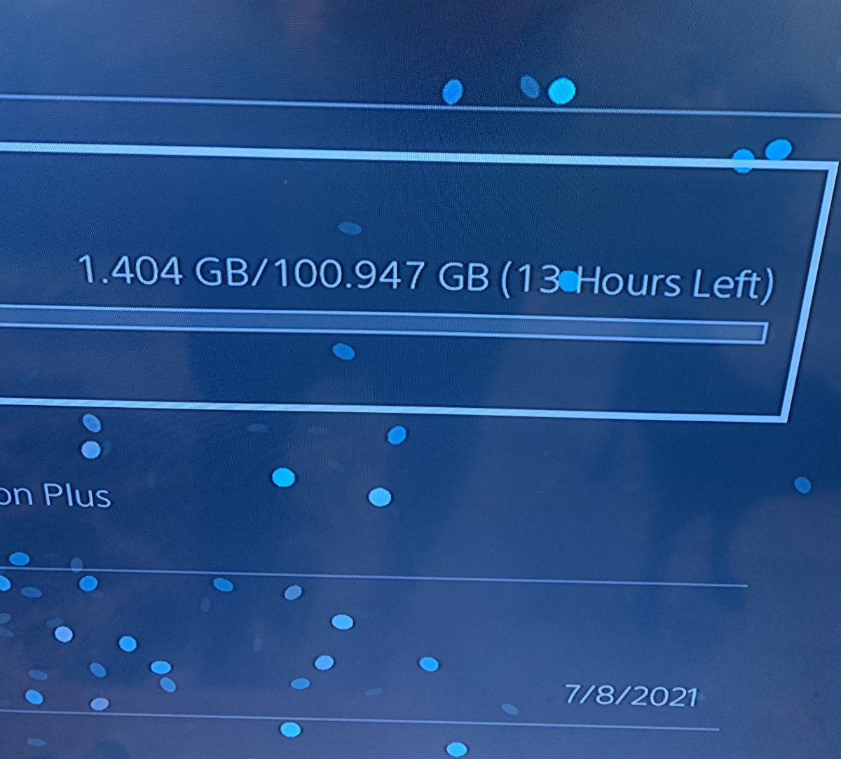 shxnr's tweet photo. Tell me you hate your life without telling me you hate your life 🤯🤬😭 

And this is after deleting 3 other games and a bunch of videos just so it would fit 🥴 @PlayStation https://t.co/BOB6qeRPP6