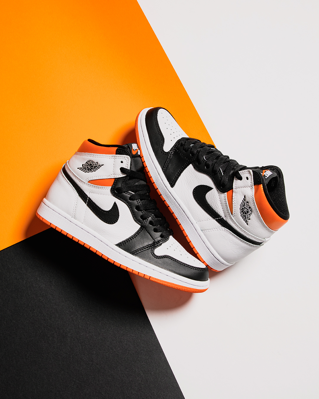 Air Jordan 1 Retro High OG ‘Electro Orange’