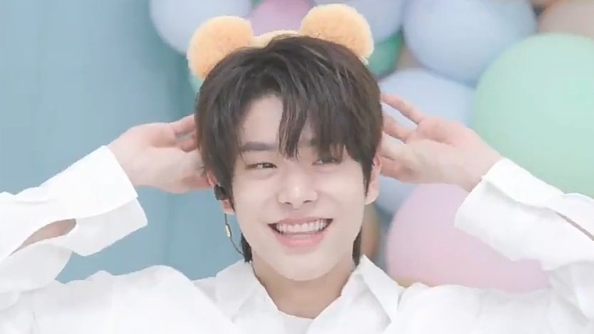 ً (@jakehoonfeed) on Twitter photo 