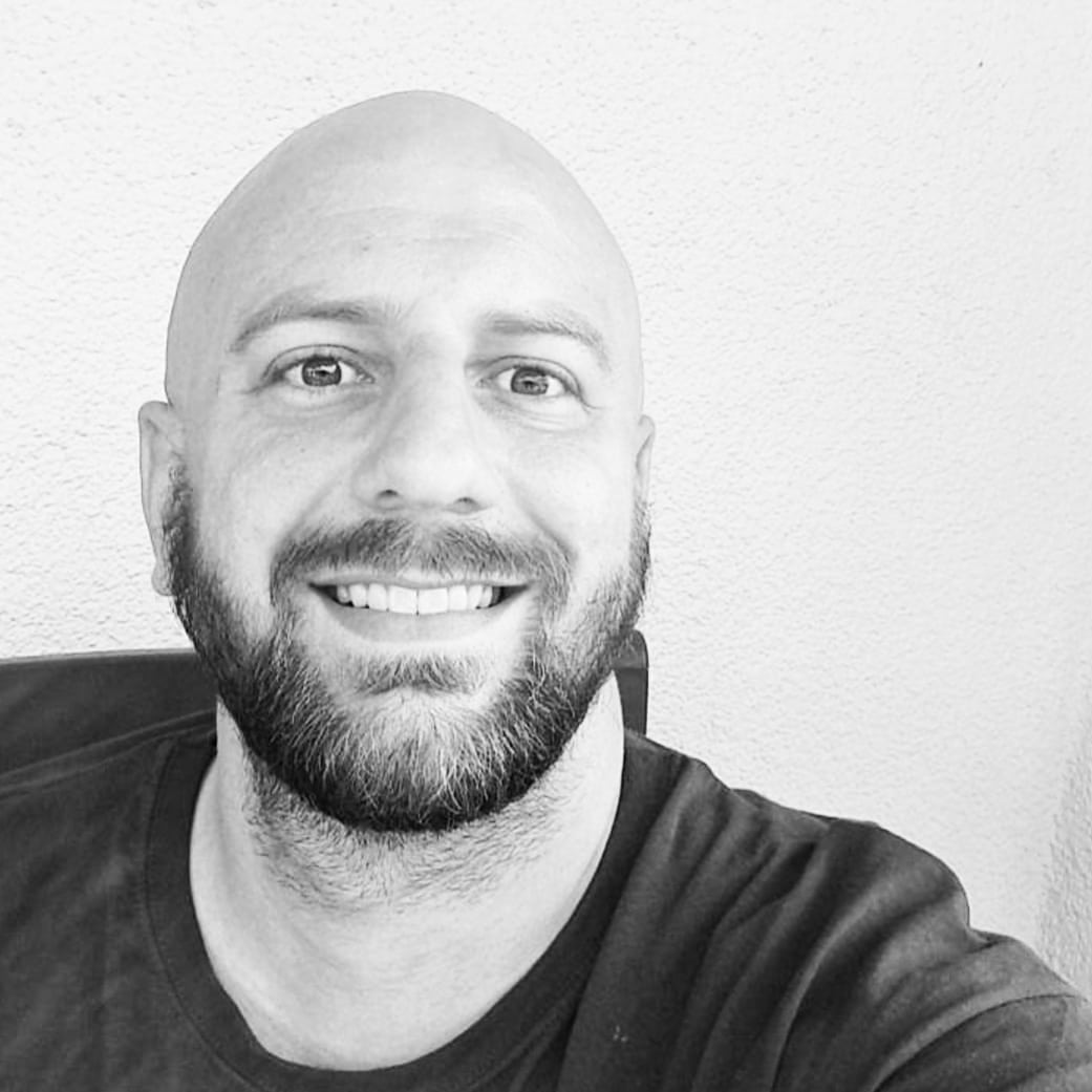 AmnorGaming's tweet photo. Ich wünsche euch allen ein schönes Wochenende, ich hoffe ihr habt gutes Wetter. 

#schöneswochenende 
#blackandwhitephotography 
#Smile 
#twitch 
#twitchaffiliate https://t.co/NRiBN4yP77
