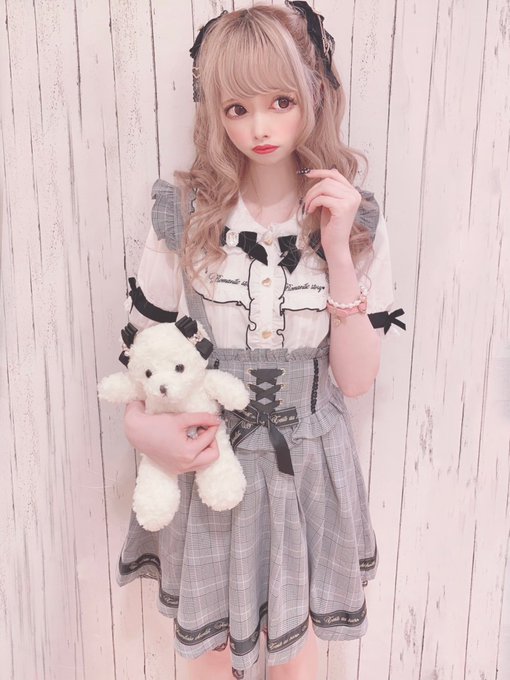 メッセージリボンサスペンダー付きスカートのtwitterイラスト検索結果