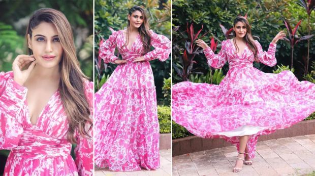 FilmyMama's tweet photo. Surbhi Chandna Looks Pretty In Pink Dress - https://t.co/k68Ir1DY5m
#Bollywood #Photoshoot #PinkDress #SurbhiChandna, #TV https://t.co/zFQP9zqWta