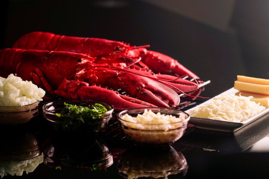 axharz's tweet photo. 🦞🦞 https://t.co/PZvE9EODjs