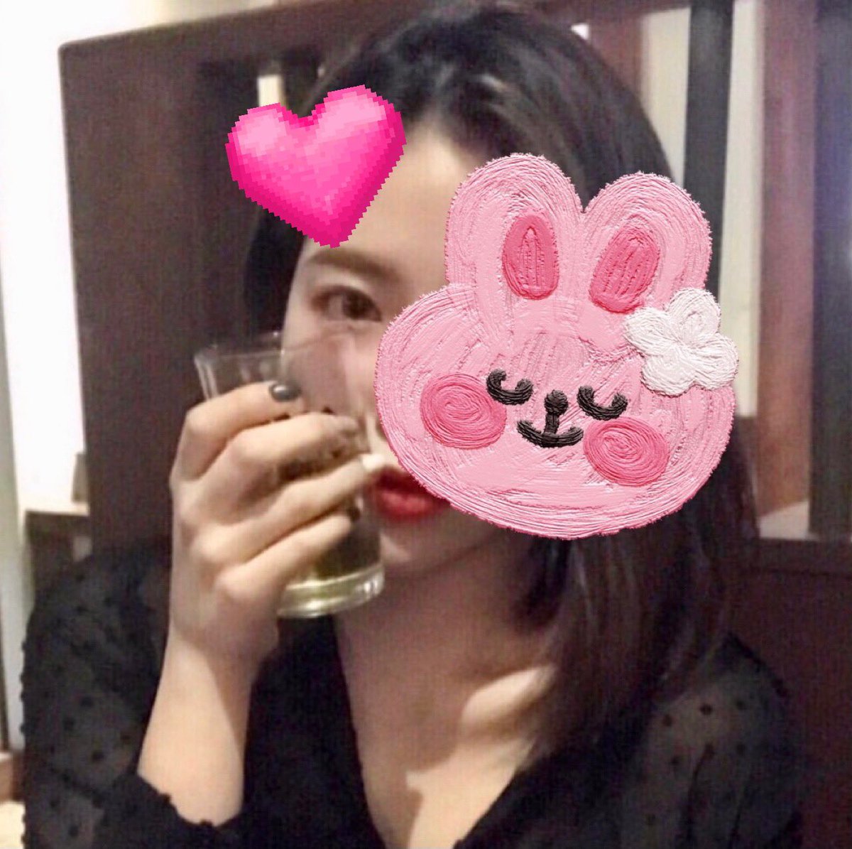 6ZUhloP3AX7dPab's tweet photo. 낮술에 진심인편❤️ 남치니랑🍒 https://t.co/l8MKHUUddo