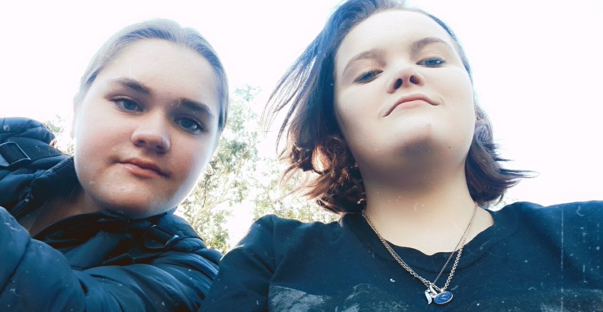 Kaia_Tyler's tweet photo. I'm so happy I have Olivia as my best friend, she's helped me so much with my songs💙 (yes that's a WALLS t-shirt) https://t.co/IGffKP8RAN