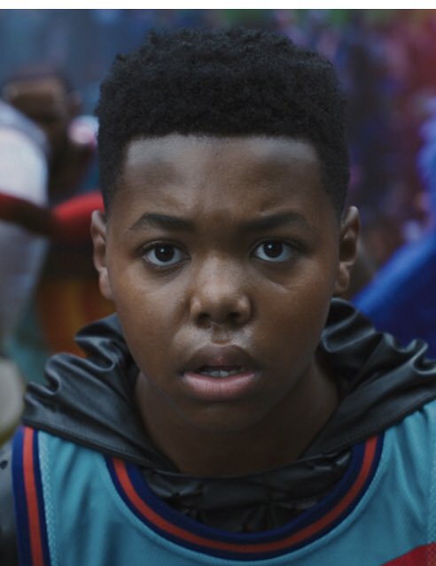 LandGroundUnder's tweet photo. Dom’s face when his dad @KingJames passes him up for a wide open three to end the game...smh #spacejam2 #SpaceJamMovie #lebronjames #kingjames https://t.co/w5r3NhuGMm