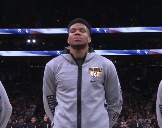 Giannis34SZN's tweet image. Giannis Antetokounmpo leads the NBA finals in:

PPG
RPG
FG% (min 5 shots per game)
BPG
SPG

Hands down the best player and current FMVP