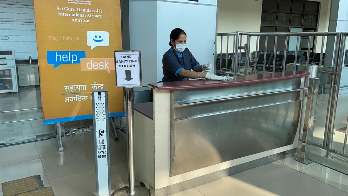 aaiasrairport's tweet photo. @SGRDJI Airport is following all the COVID protocols to the best of its ability so that passengers can enjoy safe and comfortable journey amidst COVID 19. #Sanitization #SocialDistancing #ProperMask #FlySafe #FlyHigh
@MoCA_GoI @AAI_Official @aaiRedNR https://t.co/5sBhwq8sTV