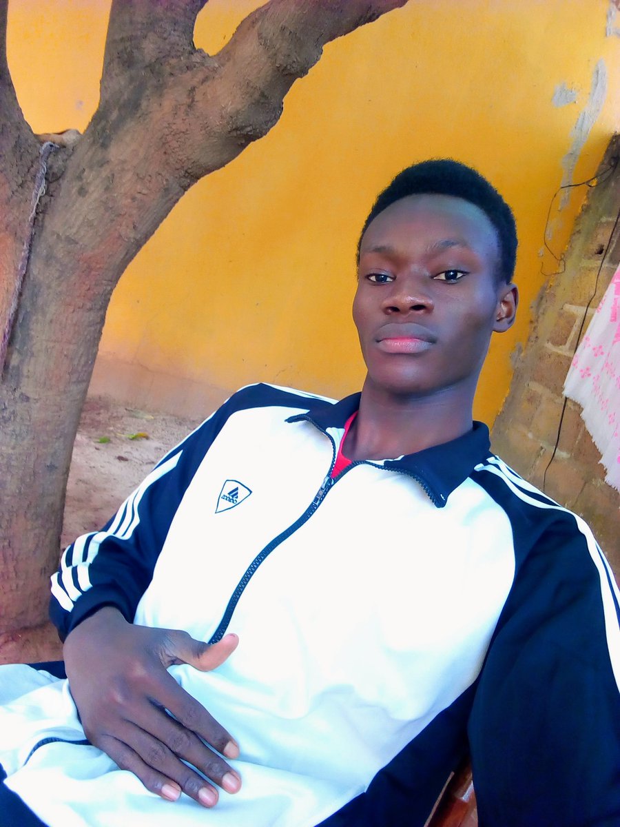 TFaouzzi's tweet image. Félicitation à moi je suis admis au bac😎✌😋