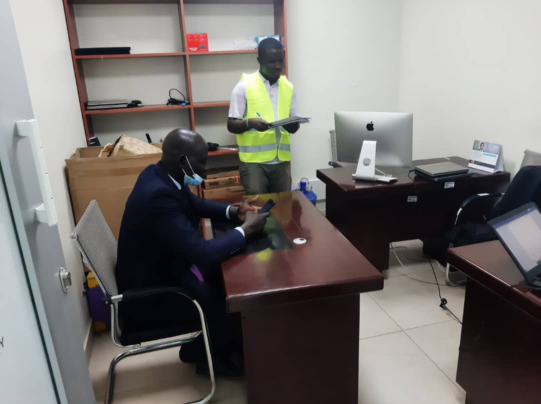 LogisticsMedina's tweet photo. Happy weekend y'all : Before Moving your Office, Home furniture &amp; Appliances, our teams make a pre-assesment and record all items just to make sure everything will be accounted for after delivery.
#MedinaParcelCargo delivery.
#Time is Money, We save both
#SouthSudan #SSOT https://t.co/jqAxNdpC6C