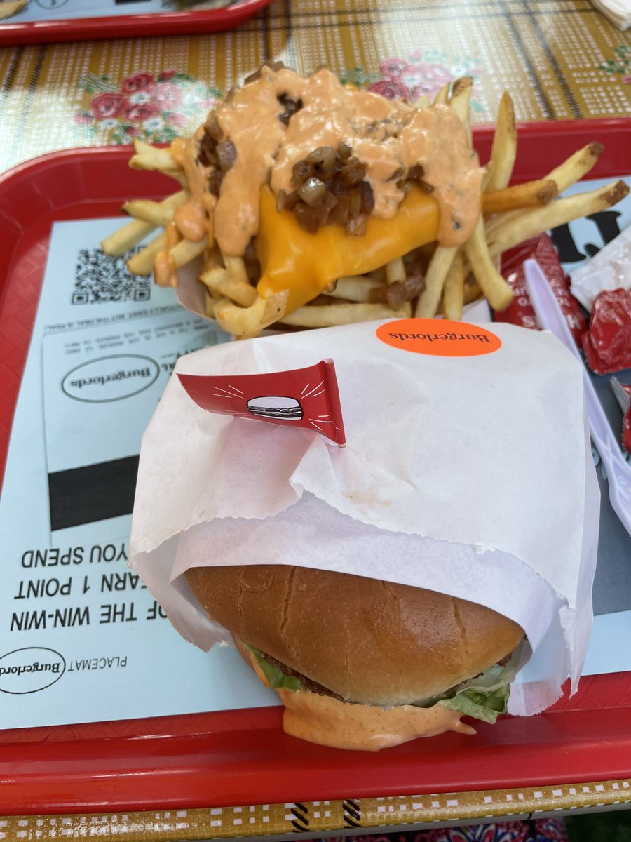 Melinda C. tweet media