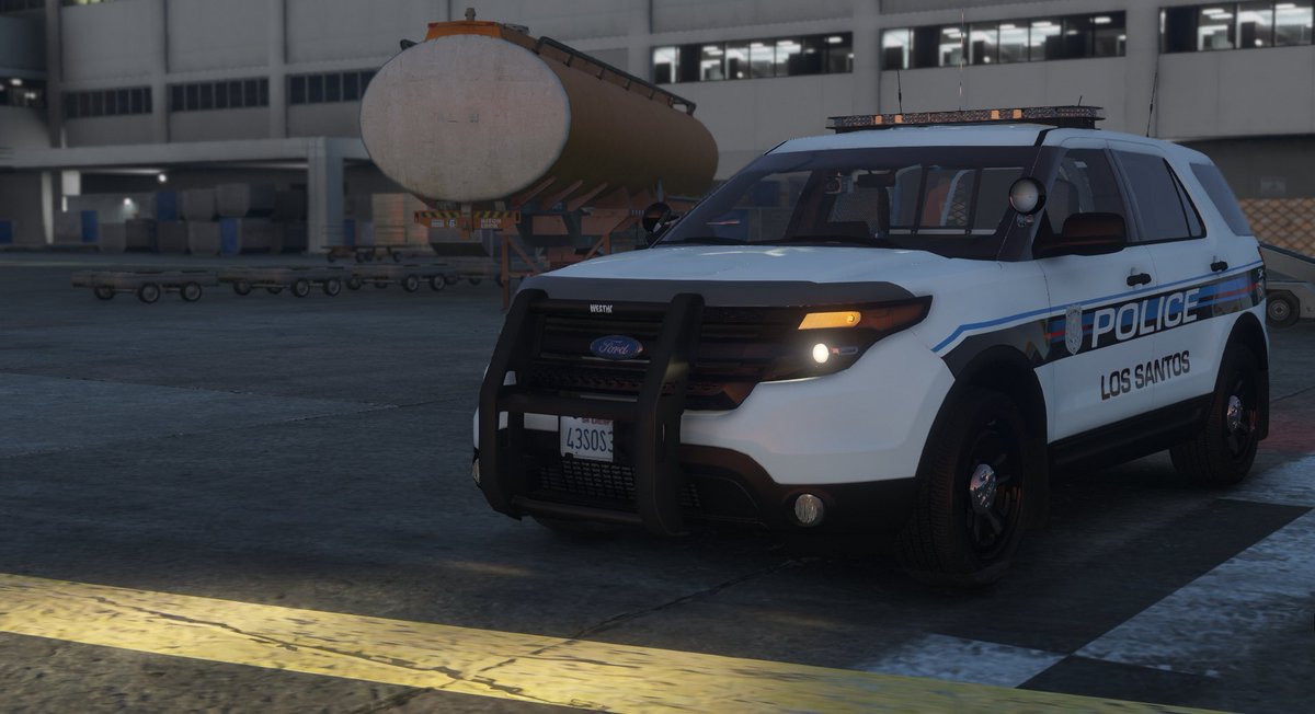 Lspdfr_Pics's tweet photo. New fleet looking sharp! 💪🏼 

Vehicle Models by Maryland Mods
Liveries by Me 😆

#LSPDFR #GTAV #FIVEM #FIVEPD https://t.co/Nl7QiusG0k