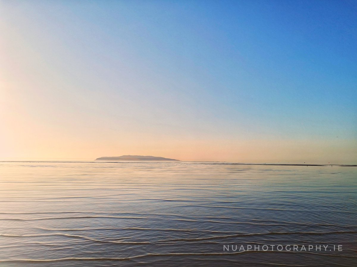 NuaPhoto's tweet photo. Voted best view in Dublin today ๐#rushcodublin #fingal #irishsummer #lambayisland #northcodublin #dublinireland #dublinyoubeauty https://t.co/D6QlCeDAR6