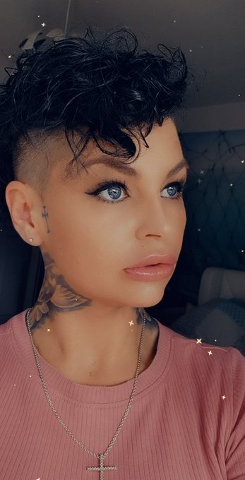 Guten Morgen meine Lieben, mein Insta Profil ist eingefroren 🙈 dort macht es einfach keinen Spass was<a href="/tag/dirtytalk"class="tags"><span>#dirtytalk</span></a>