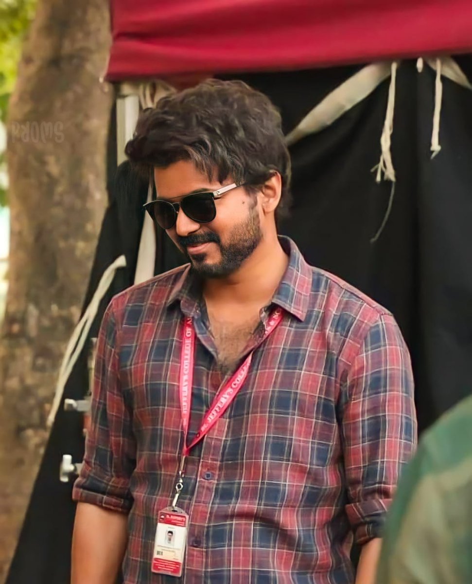 BeingAravind_'s tweet image. #Master OST has crossed 9.3M+ On @YouTubeIndia and will  Become First 10M Viewed OST In India Soon 

#Beast @actorvijay @anirudhofficial