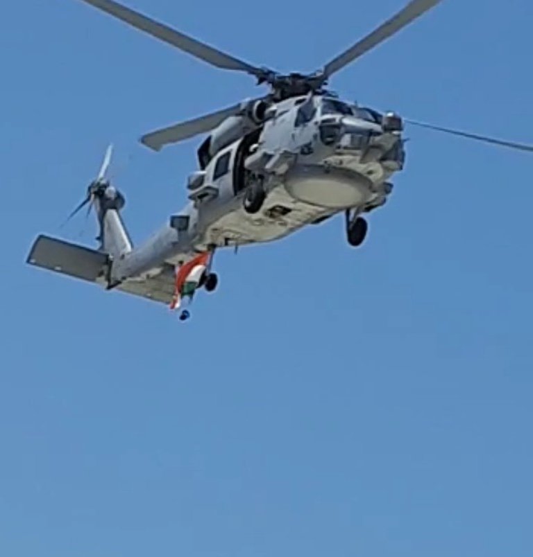 PRODefNgp's tweet image. #HarKaamDeshKeNaam
#IndianNavy accepted the first two of its MH-60R Multi Role Helicopters from #USNavy in a ceremony held at Naval Air Station #NorthIsland #SanDiego on 16 Jul 21. Details:
pib.gov.in/PressReleasePa…