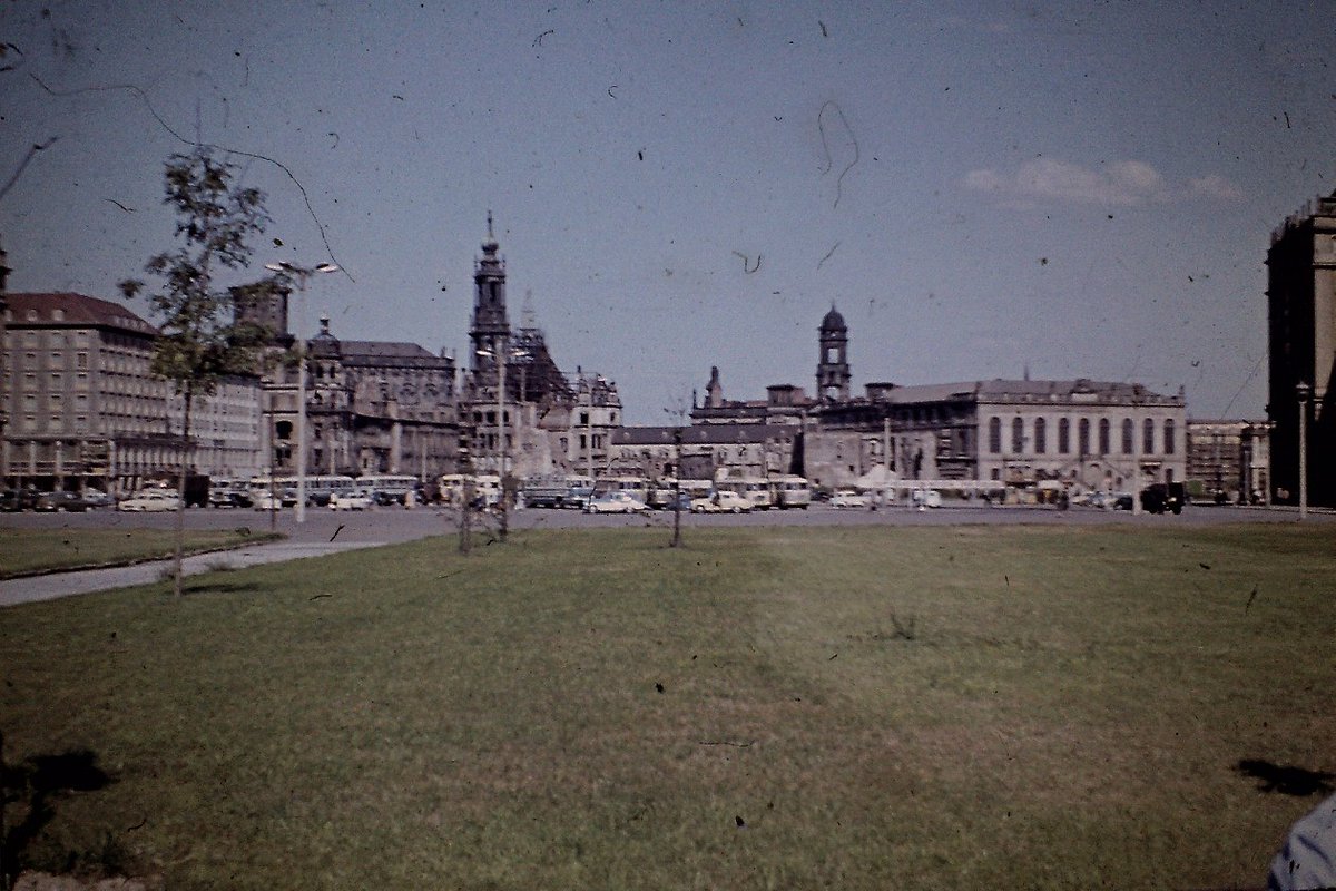 #Dresden Blickrichtung Altmarkt
ca. 1963