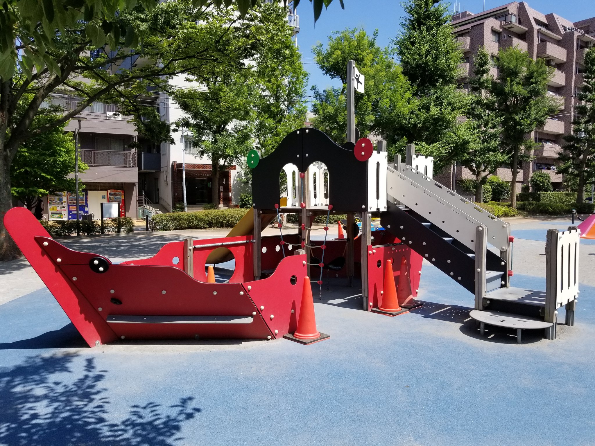 東京で大きな遊具がある公園 Twitter Search Twitter