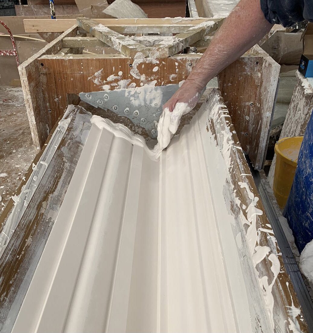 KLLangton's tweet photo. Team busy in the workshop this week ‘clearing the benches’ in ready for larger projects to start #plastering #plasterwork #plastermouldings #cornice #coving #britishgypsum #architects #periodhomes #periodproperty #handcrafted #heritage #renovation #restoration #lime #workshop https://t.co/2l23U9IGgQ