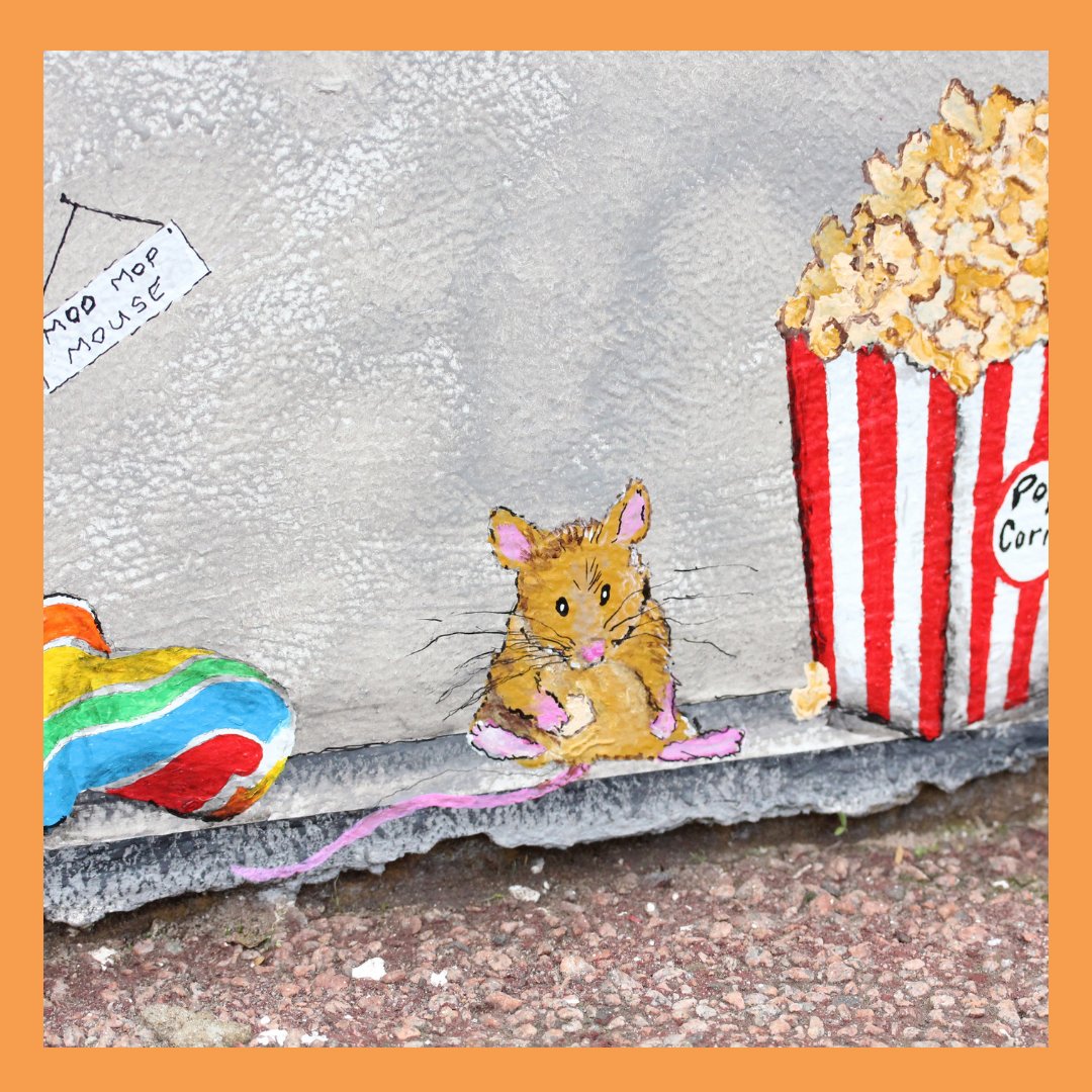 HelloHerneBay's tweet photo. Someone has certainly enjoyed their fun at the seaside. A little too much popcorn we think? Watch out #moomop -that seagull has his eye on your treats! #moomopmouse #staycation #hernebay #micetomeetyou #hernebay #visitcanterbury #visitkent #canterbury #kent https://t.co/GVQM04z6LQ