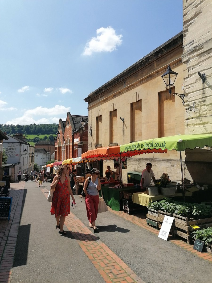 Phew what scorcher at the market today! 🦋 ✨ 🤩 ✨ 🦋

#SaturdayVibes #HEATWAVE
#weekendvibes
#stroud
#gloucestershire