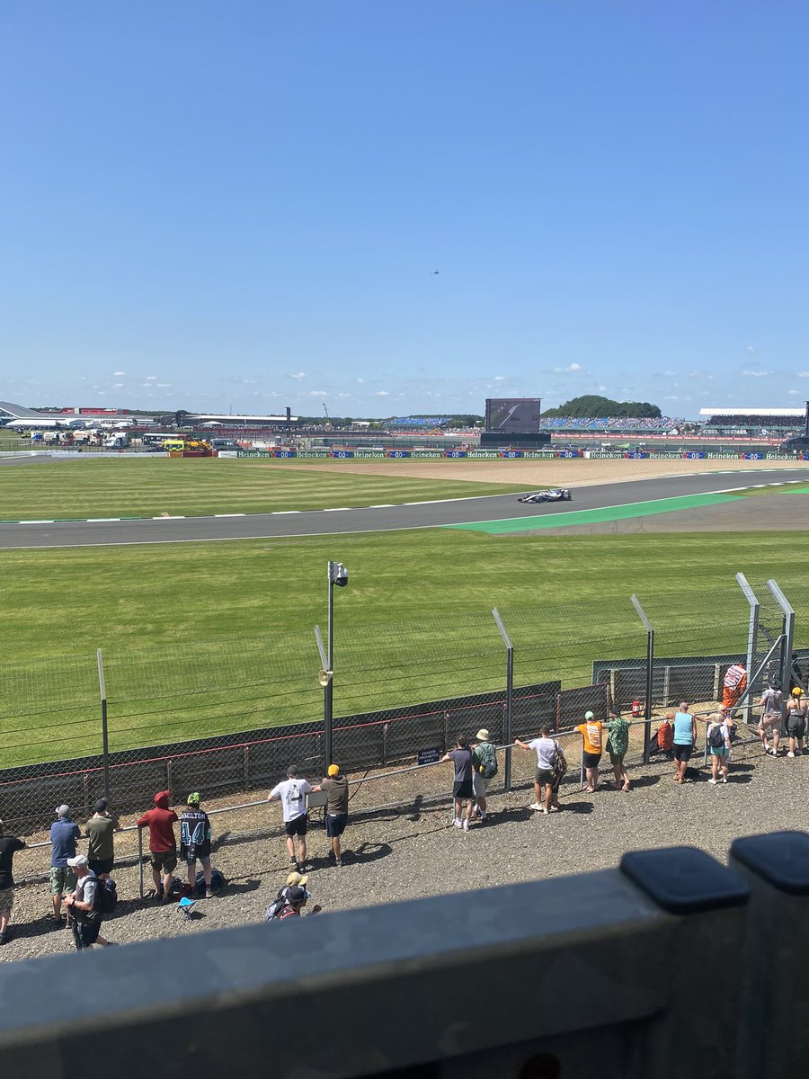 brwnjo8's tweet photo. Great view again! #clubsilverstone @jengleuk @SilverstoneUK #F1 https://t.co/NpfTSWZVZT