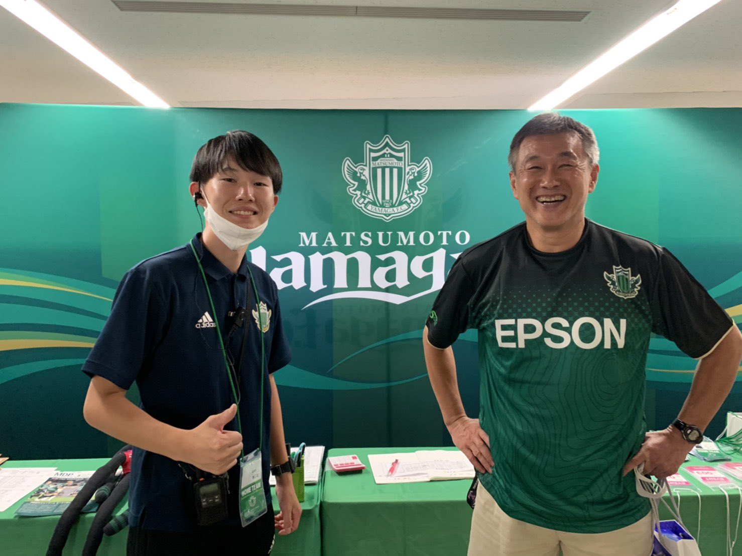 帝京大学川上祐司ゼミナール スポーツマネジメント研究室 川上ゼミナール ゼミ長 4年高野蓮汰さんは 松本山雅fc様にてインターンシップ生としてホームゲーム運営に従事させて頂いております 松本山雅fc Jリーグ Jleague Soccer 帝京大学 帝京