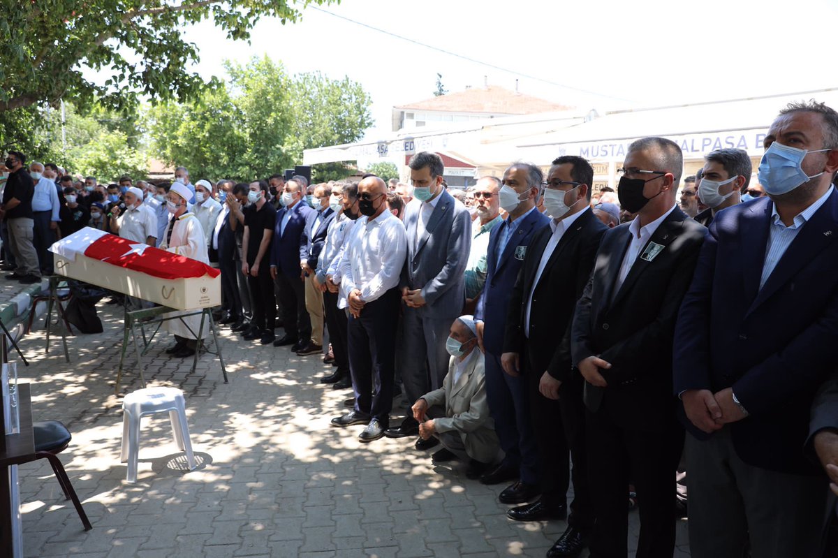 Alinur Aktaş