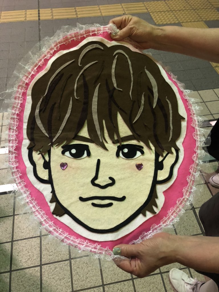 𝙝𝙖𝙧𝙪𝙠𝙖 S Tweet 拡散希望 7月17日 土 落とし物です ナゴヤドーム前矢田駅とナゴヤドームを繋ぐ連絡橋に落ちていました ナゴヤドーム前矢田駅の改札口に預けてあります 持ち主様の手元に届きますように 三代目 三代目jsb ナゴヤドーム 名古屋