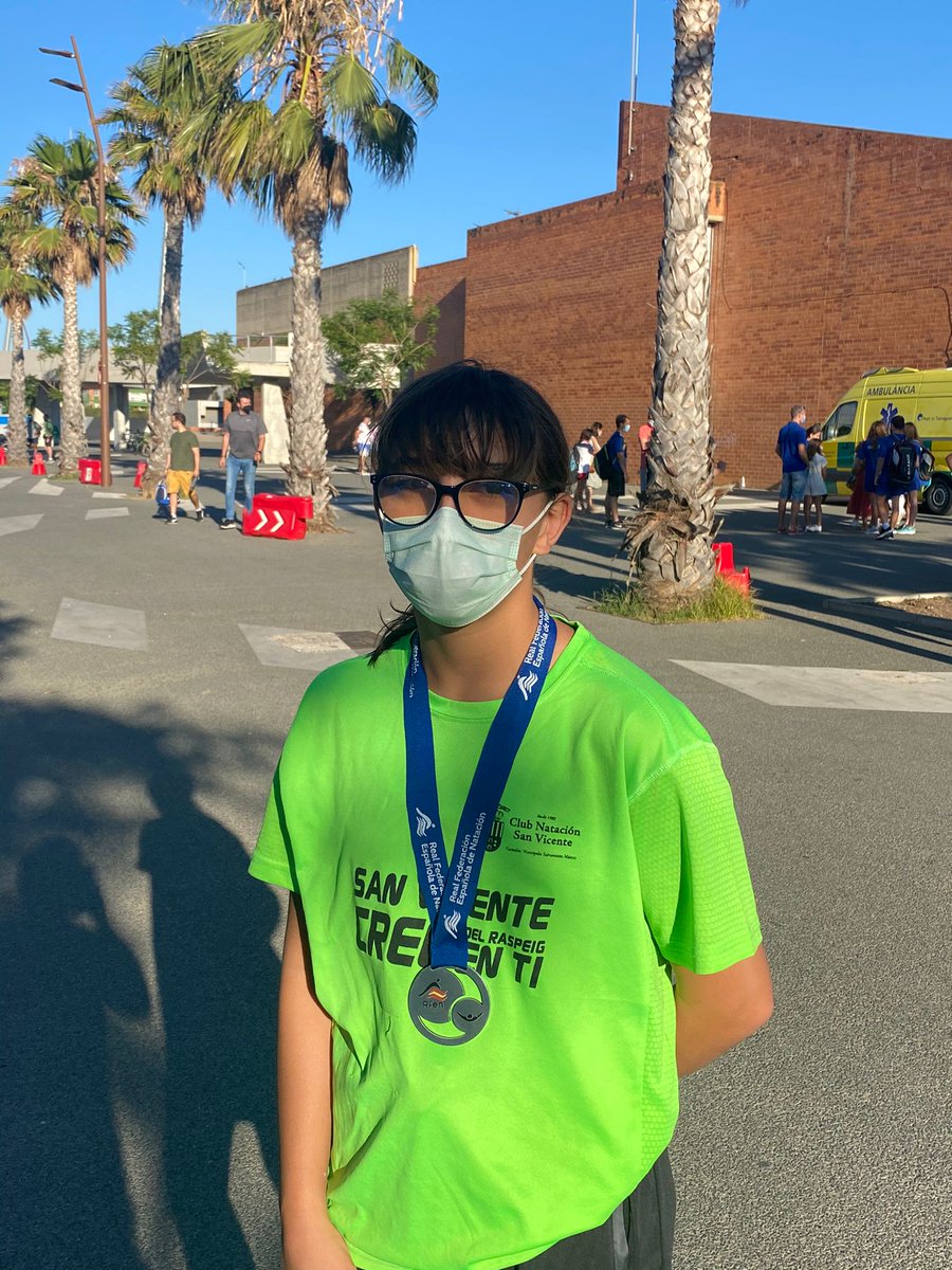 100 libres , subcampeona de España .