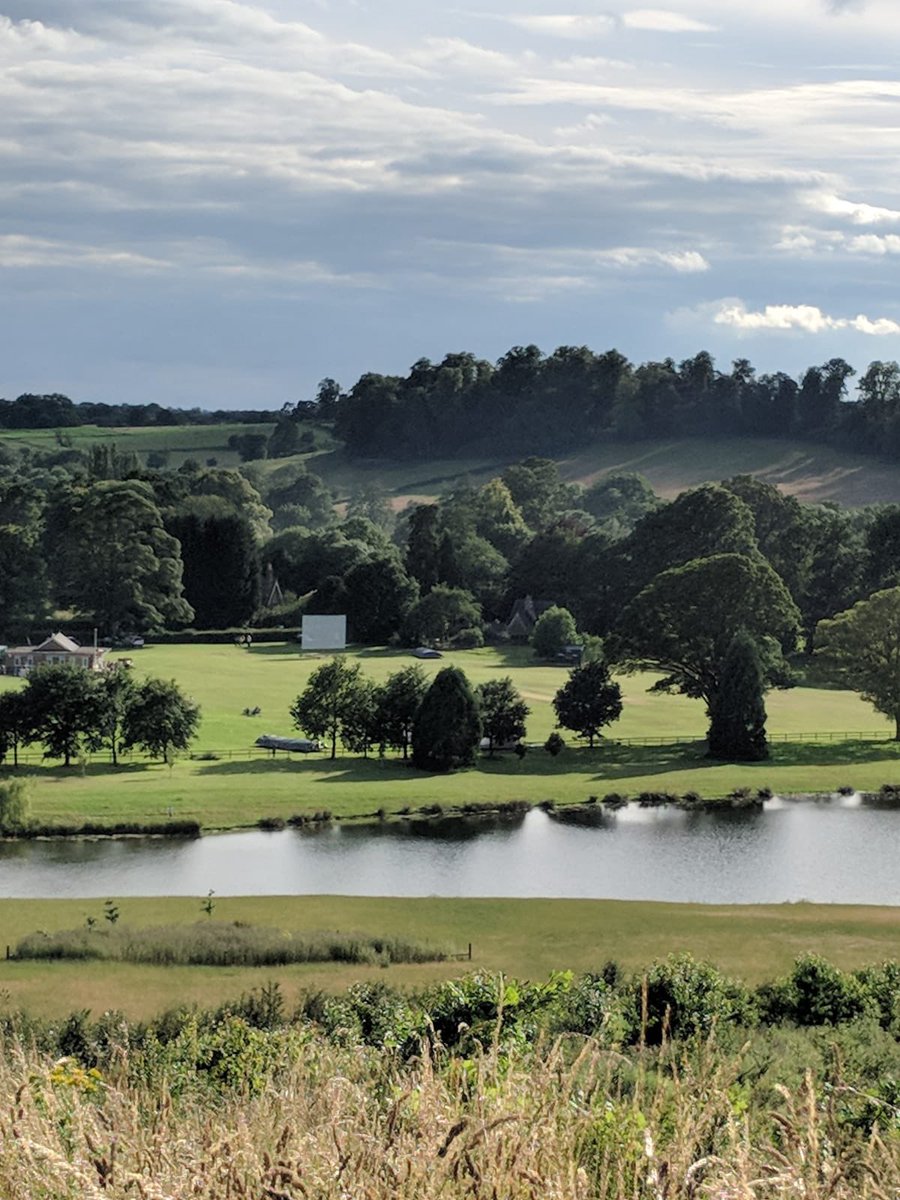 🤝 Exciting Opportunities 🤝

How would you like to advertise your business at one of the most picturesque grounds in the country?

Belvoir CC are currently looking for local businesses to sponsor the club for 21 and 22 season.

Please contact for more details.

#UTB🦚