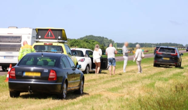 Flinke file na ongeval op de N57 bij Middelburg