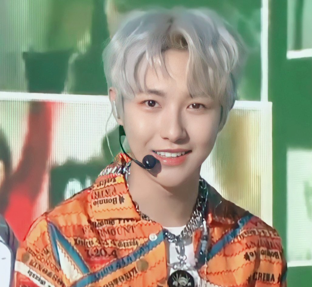 323archive's tweet image. Renjun pretty
a thread 
#RENJUN #仁俊 #런쥔 #NCTDREAM