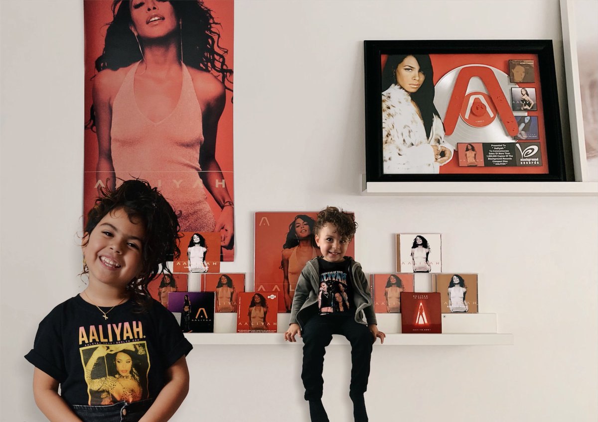 RY8N8VERY's tweet photo. #TeamAaliyah #Aaliyah #Babygirl
#ManManCollection #baby #princess #red #aaliyahprincessofrnb #aaliyahhaughton #vinylcollection #ripAaliyah @radmax6 @TheAaliyahApp https://t.co/gWxfUAzNSJ