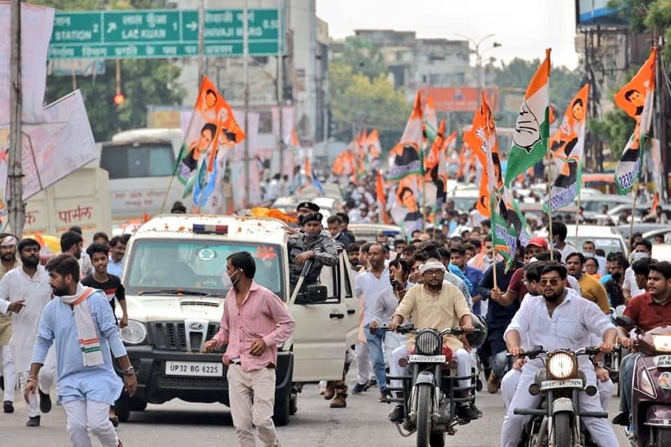 IYC's tweet photo. न कोई शक, न ही शंका,
यूपी की उम्मीद प्रियंका!
#UPKiUmeedPriyanka https://t.co/ItWvNc8aij