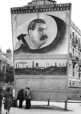 ipeutrera's tweet photo. Tal día como hoy, hace 84 años, los españoles que no querían ser súbditos del sanguinario Stalin, decidieron luchar por una España mejor para sus hijos. Mi recuerdo y homenaje para aquella juventud heroica de la que casi nadie se quiere acordar. https://t.co/FSPHZlshCQ