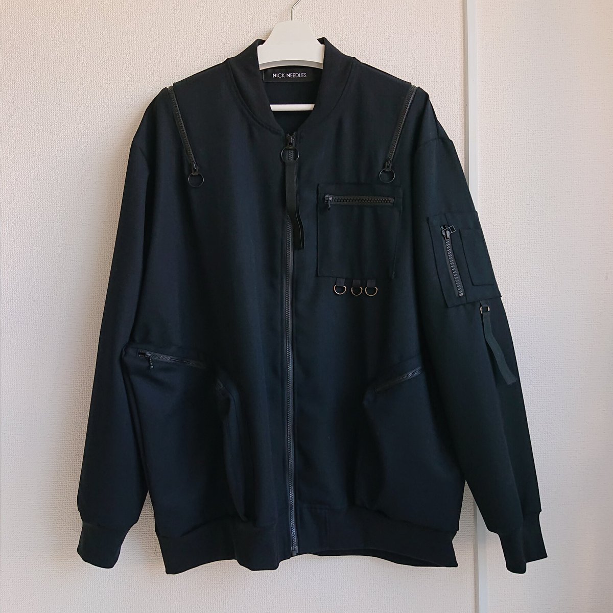 zou_yilu's tweet photo. 【続・入荷速報】
7/18(日)オンライン追加予定のNICK NEEDLES @KENTA_Needles アイテムはこちらです！

特にボトムスがオススメで3枚目の8部丈ドレープパンツは私が数年前から愛用しているものと同じものです。(じゃあいらないって人もいるかもですが笑) https://t.co/6ecT48LvOl