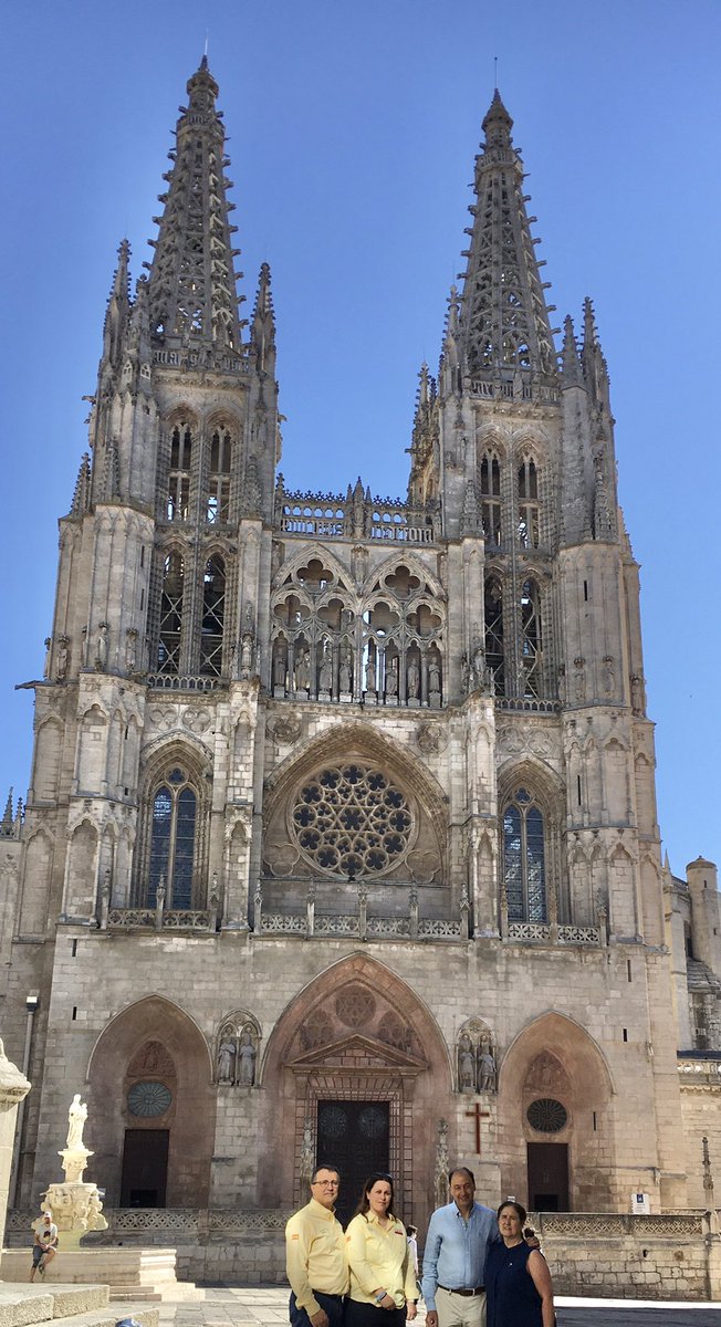 MfcZona's tweet photo. Hoy, a las 12 horas, Dios mediante, presentaremos el proyecto #SolidaridadEvangélica de la #CIMFC (#ICCFM) a Mons. Iceta, Arzobispo de #Burgos @archiburgos . Pedimos oraciones por los frutos de la presentación y del proyecto para la presidencia nacional 2021-2025. https://t.co/ZpzGLq9xbI