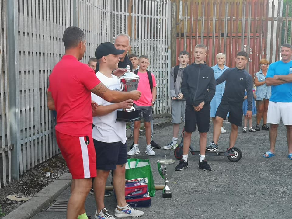 LimestoneU's tweet photo. Great occasion . Massive shout out to Midland Boxing club for a great Fun occasion with Limestone united Juniors. Thank you to Carl Frampton and Paddy Barnes  , absolute legends. Thank you to all our Young people 👋 https://t.co/r5rcbIlJIS