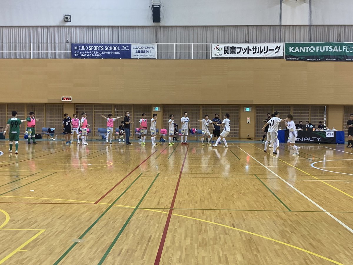 kantofutsal1's tweet photo. 第23回関東フットサルリーグ1部 powered by PENALTY 第3節 2021/7/17（土）
@エスフォルタアリーナ八王���
ファイルフォックス八王子vsバディランツァーレ
前半 1-1
後半 3-2
total 4-3

#関東フットサルリーグ1部 
#第3節 https://t.co/xsaoY065bf