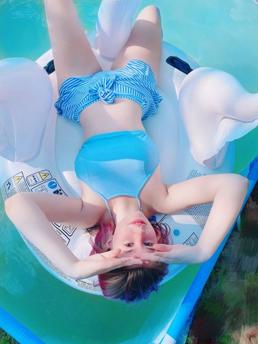 Summer Chill 😇 Wanna join me? https://t.co/GJMpTQ78ED<a href="/tag/cosplay"class="tags"><span>#cosplay</span></a><a href="/tag/leagueoflegends"class="tags"><span>#leagueoflegends</span></a><a href="/tag/patreon"class="tags"><span>#patreon</span></a><a href="/tag/lewd"class="tags"><span>#lewd</span></a><a href="/tag/seraphine"class="tags"><span>#seraphine</span></a>