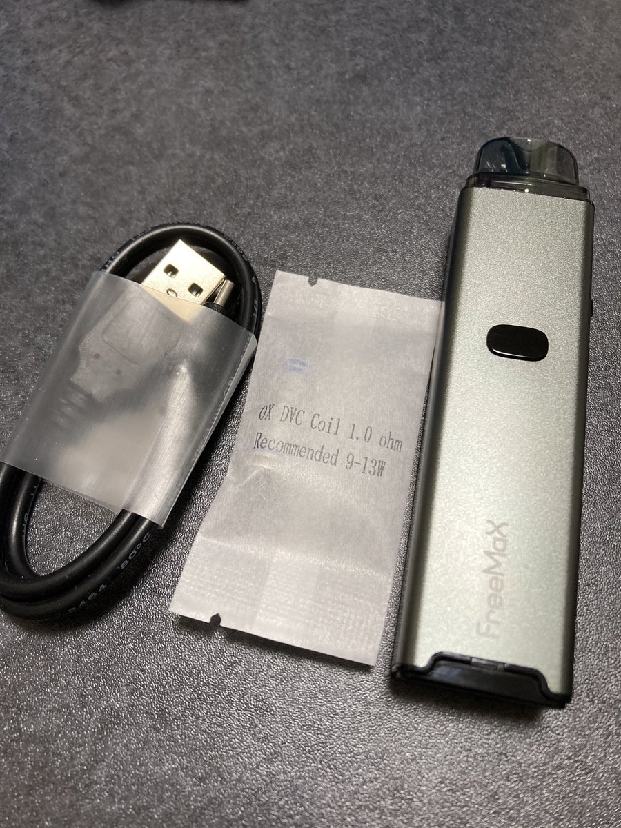 zumahoon's tweet photo. アリエクで6月7日に注文した #FreeMax #Onnix 届いた❗️
時間はかかったけど2721円❗️
#VAPE https://t.co/t64xWzl2t1