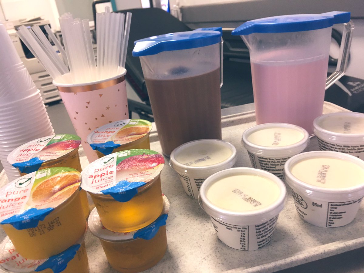 AMUSOUTH's tweet photo. Keeping Cool On @EFULRI &amp; @AFU48721136 With Cold Drinks &amp; Ice-Cream🍦🧊🥵@Leic_hospital @LPT_Activities https://t.co/884WIzs997