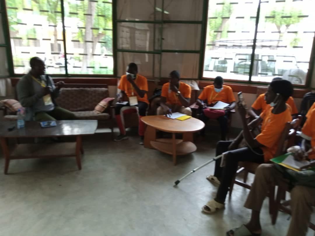 zenunetwork's tweet photo. Site de Maroua

Préparation des participants pour la sortie découverte au site touristique de lac à crocodile de Boboyo.
#decouverte 
#culture 
#ZenuNetwork https://t.co/rTQclBV0yV