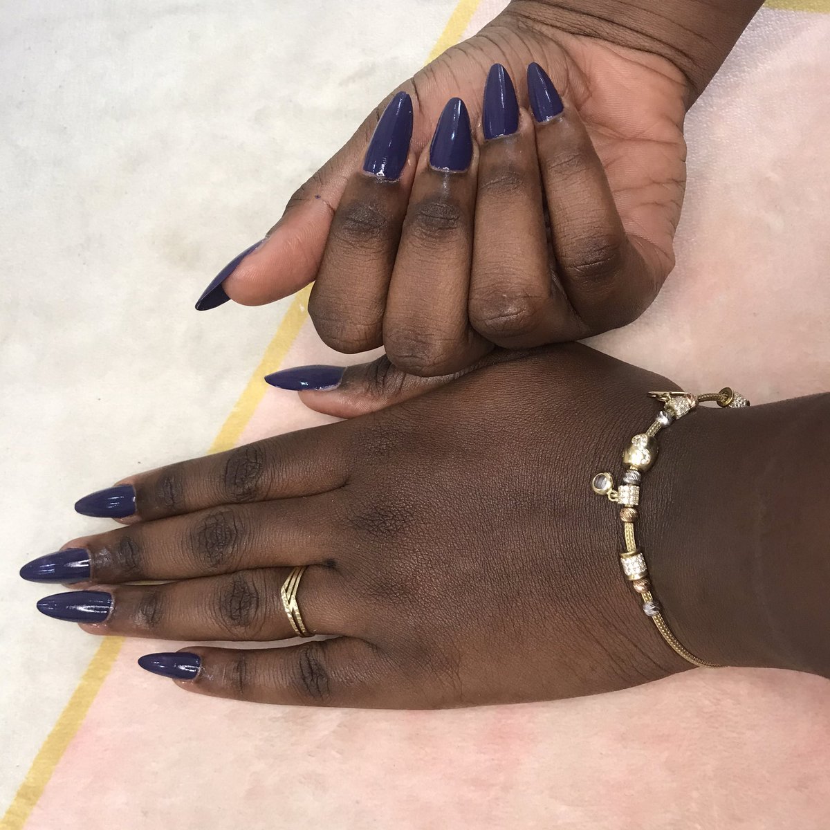sarradnails's tweet photo. Capsule+vernis simple au 781044802💕 https://t.co/YJXowPxytJ