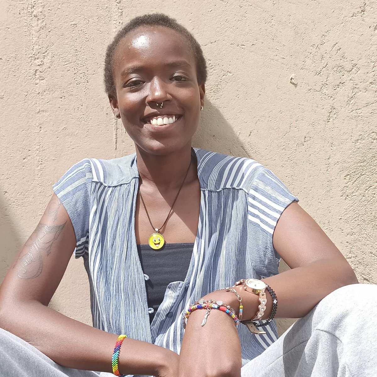 AryaKarijo's tweet photo. #StanPost
Hoping I am not too late to #NonBinaryAwarenessWeek

Appreciating @queerhive_kenya's - @MuyuKarani 

20 year old LBQ-GNC activist, Computer Science student with a million geeky &amp;artistic interests 

(We love your awesome enby self
🥰☺️🥰)

#KenyanEnby
#BeyondTheBinaryKE https://t.co/nlBeksHnJN