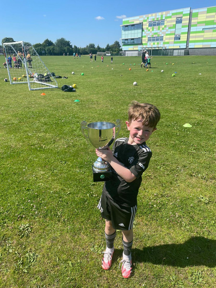 FaithKnott's tweet photo. @FPS_1_SShells Harrison got man of the match at football today ⚽️🏆 our sports superstar ⭐️💙 https://t.co/Qm0lmZVsRy