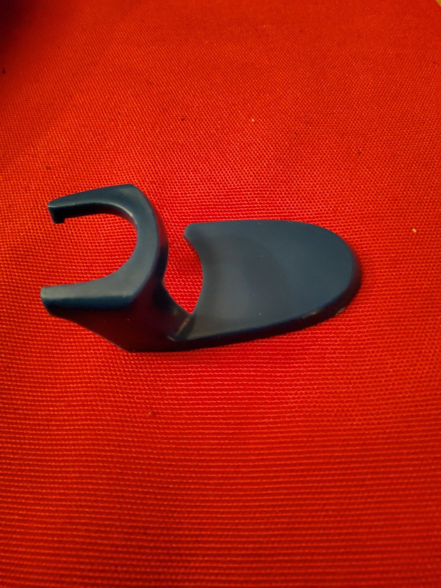 PringGreg's tweet image. The christmas in July cracker toy. What is it?